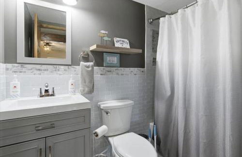 Lakefront Home w/ Private Dock, Slip, Kayaks & Paddleboards at the 7mm - Foto 45