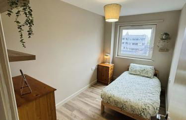 Central, Close to Theatre & Cruise Port, with free parking space! - Foto 5