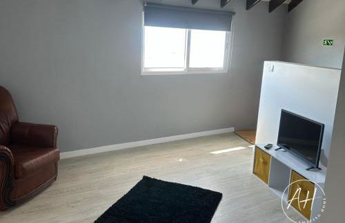 Amazing Home - Photo 16