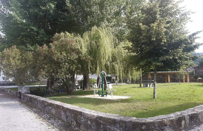 2 Bed House - Sleeps 4 - Pets, Garden, Wifi - Foto 9