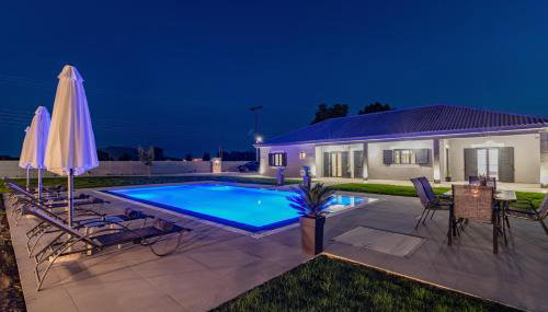 Nimar Luxury Villa - Private Swimming Pool - Foto 4, Garden