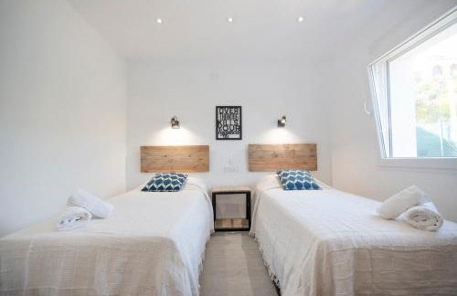 Sara 4 personas, free WIFI, chill-out, private pool, private tennis court - by Holiday Rentals Villamar - Foto 28