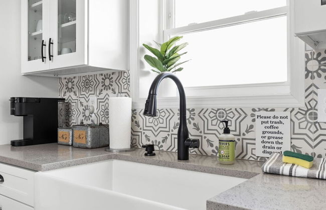 Hometown Hideaway - 4BR 2 5BA Pool Game Room - Foto 46