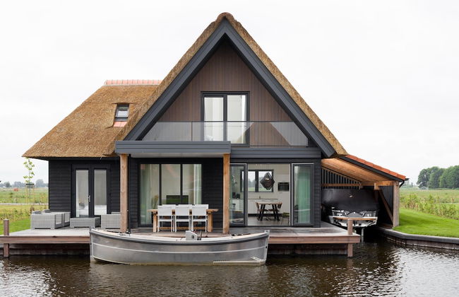 Luxury Villa on the Water - Foto 1