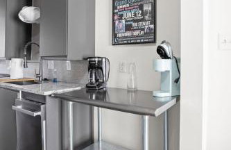 Downtown Gem on Quiet Street Great Location Family Friendly - Foto 12