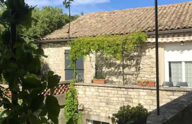 Location chaleureuse à Orgnac-l'Aven avec piscine partagée - Foto 34