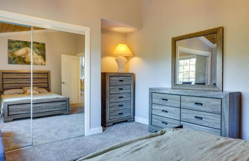 Peaceful Lower Lake Home about 5 Mi to Clear Lake! - Foto 12