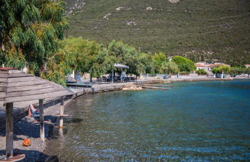 Amaryllis Holiday Home - Photo 11