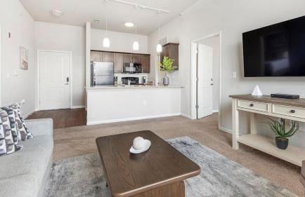 Landing Chic 1BD Pool Gym - Foto 3