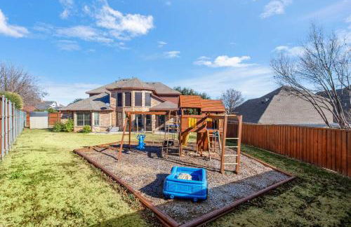 Spacious 4BR 3BA with Yard Mins to LakeLewisville - Foto 40