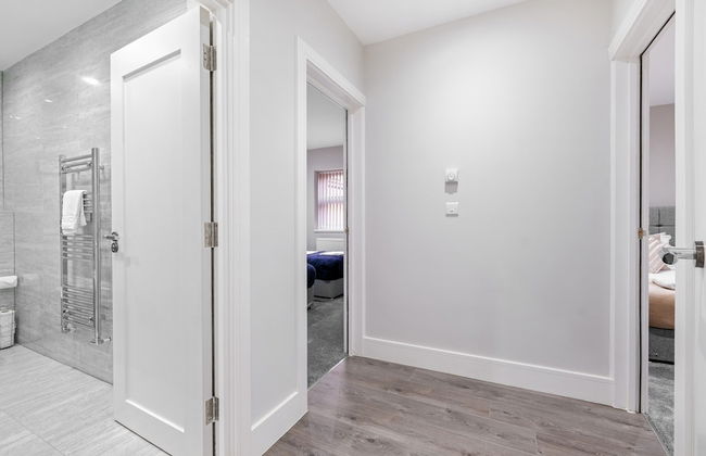 Crown Place 2 & 3 Bedroom Luxury Apts - Foto 40