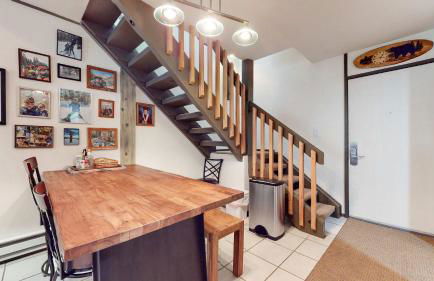 Escape to The Summit - Pool & HT Next Door - Foto 30