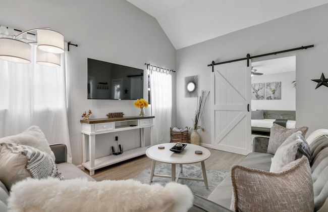 Stunning Haus With Hot Tub, Grill & Fire Pit! - Foto 16