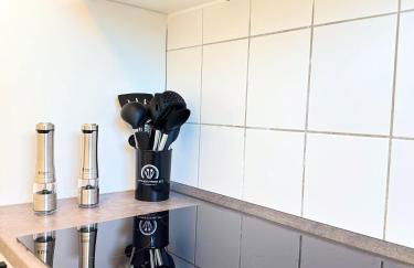 REGENCY - Exklusive zentrale 45m2 Wohnung mit Balkon, WiFi und Netflix - Foto 15