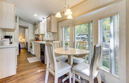 Steps to Lake Kerr Home with Pool and Hot Tub Access! - Foto 6