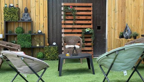 Escale au jardin des rêves terrasse parking privée 8 personnes - Foto 5