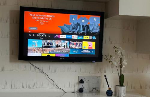 1-bed Apt, Sleeps 4, Central To Shops & Transport - Foto 49