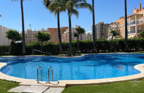 Sea-Breeze Apartment with Pool & Parking - Foto 17