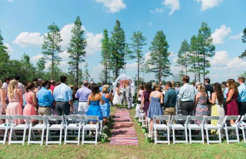 Lakefront Mansion on 10 Acres - Sleeps 15-45 - Foto 73