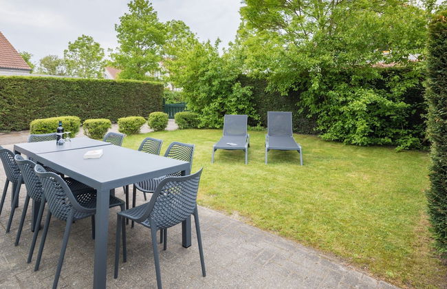 Modern Home by the Beach - Photo 16