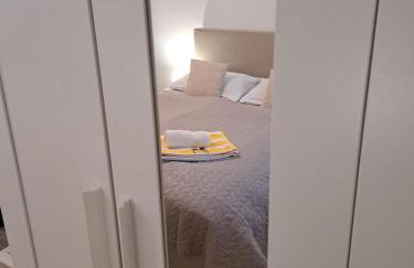 Apartments Orlić - Self check-in with code, WI-FI, Netflix, smart TV, garden, terrace - Photo 20