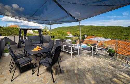 Villa Vito - with heated pool, whirlpool, gym - Foto 8