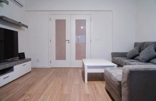 Always on the way - Road Home in Montijo, Lisbon - Foto 9