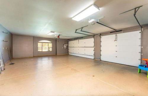 Mountain Elegance w/ pool, spa, projector - Foto 45