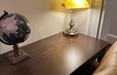 Luxury Masters Rental 5BR 4 Acre Estate Fire Pit Gym 2 Verandas - Foto 6