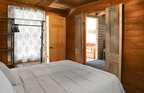 Awendaw Retreat 2 BR Cottage BBQ & Fire Pit - Foto 29