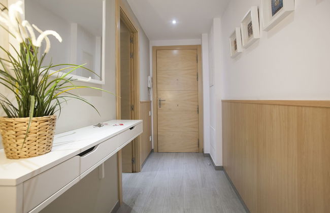 BBarcelona Gaudi Flats - Photo 37