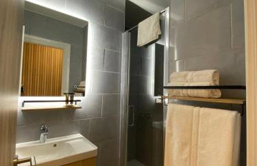 Studios & chambres aux portes de Genève - Foto 14