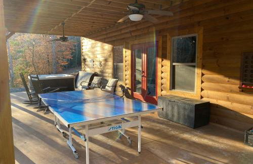 New Listing! Wine Country Retreat - 2 Bed, Hot Tub - Foto 27