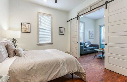 Chic 3BR NOLA Retreat, Streetcar Access, Ideal for Families & Friends - Foto 19