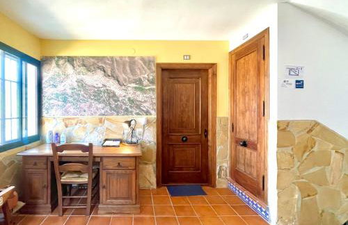 Apartamentos Axarquia , Frigiliana, terraza privada con vistas a la montaña rio y al mar - Foto 25