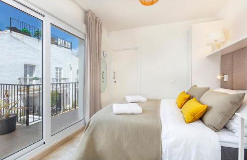 First Row Beach Villa - Photo 49