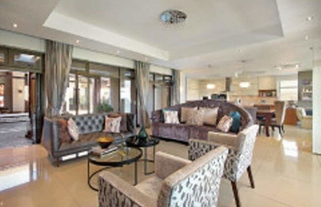 Luxury Vacation Villa - Photo 19