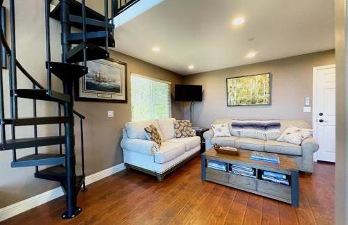 Foothill Wine Country Gem - Photo 31