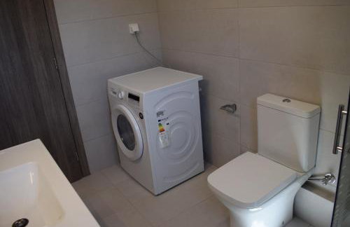 Black & White Apartments - Foto 24