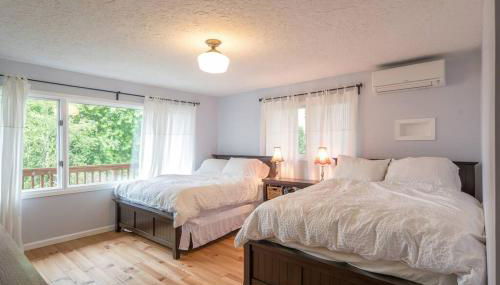 The Flying Whale-MountTabor. - Photo 3