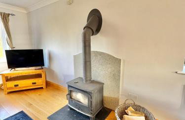 Stunning 7 Bedroom Escape Near New Forest and Beach - Large Garden - Serene Setting - Sleeps 14 - Foto 10