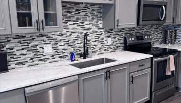 Cozy 4 Bed -4 Bath - Foto 5