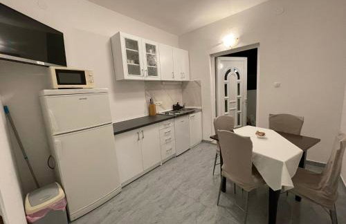 Apartments TOM - Photo 32