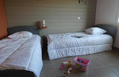 Maison rénovée, 8 pers, animaux admis, jardin - Foto 8