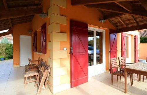 2025 Reno 2-Bed Escape w pool Min to GolfCources - Foto 38