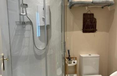 Adorable one bedroom apartment with balcony - Foto 12