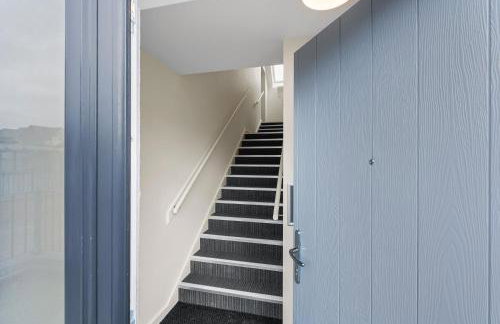 New Apartment in Stockton, sleeps 4, Free WIFI - Foto 23