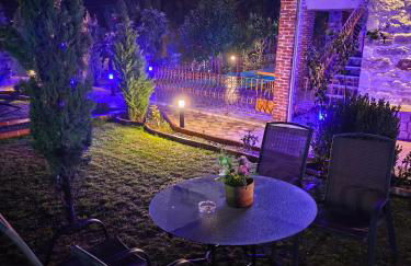 Eleni De Lux - Photo 8