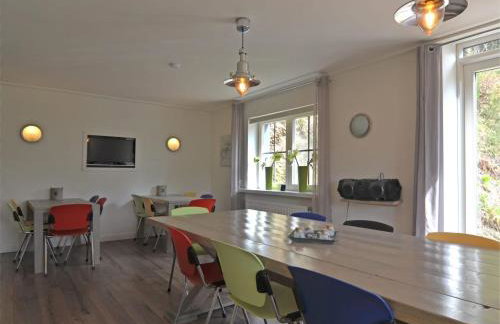 Lovely Group House near Winterberg with Private Sauna, Garden, & Terrace - Photo 30