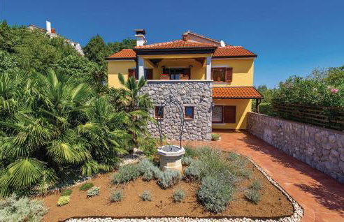 Cozy Home In Bregi With Wifi - Foto 2